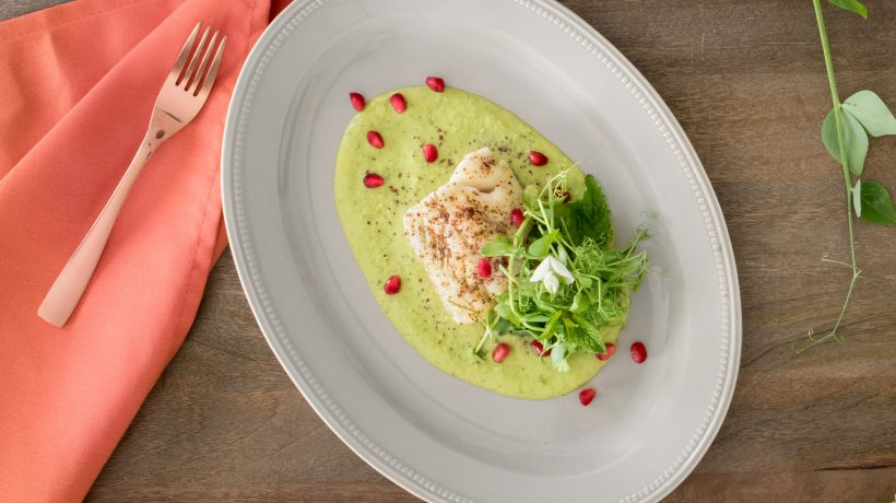 Минтай с хумусом