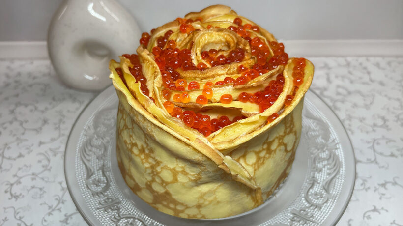 БЛИННЫЙ РЫБНЫЙ ТОРТ С ИКРОЙ И ГОРБУШЕЙ